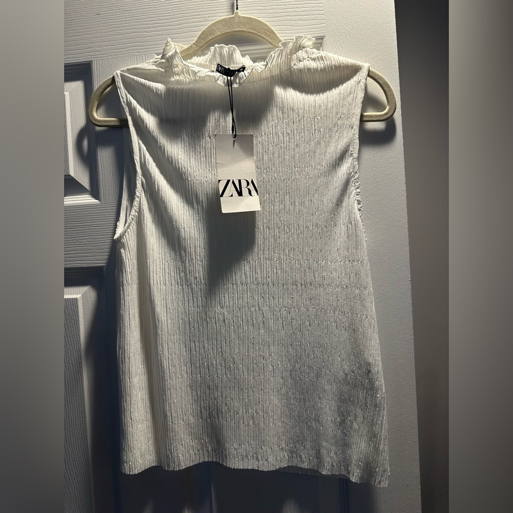 Zara White Mock Shell. White. Medium.
